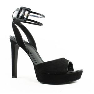 NWOT GUESS Women's Catana Heeled Sandal